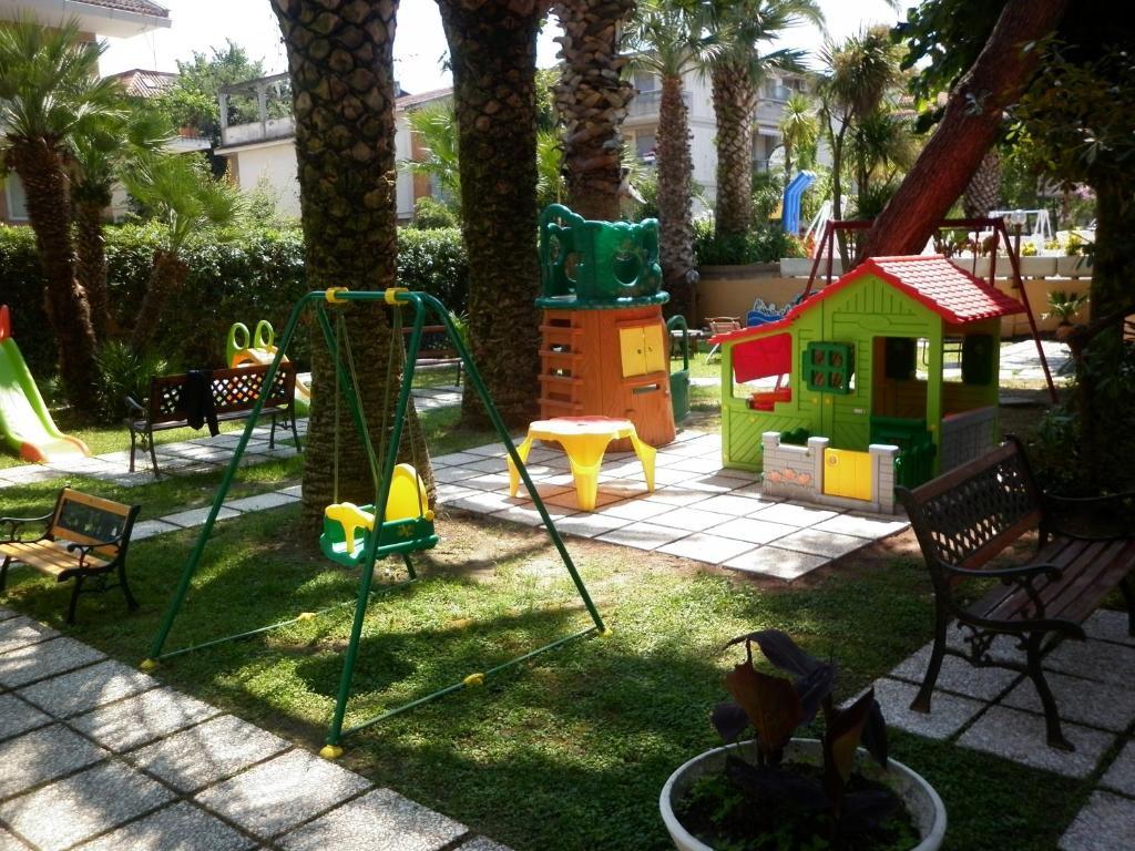 סן בנדטו דל טרנטו Hotel Marconi מראה חיצוני תמונה