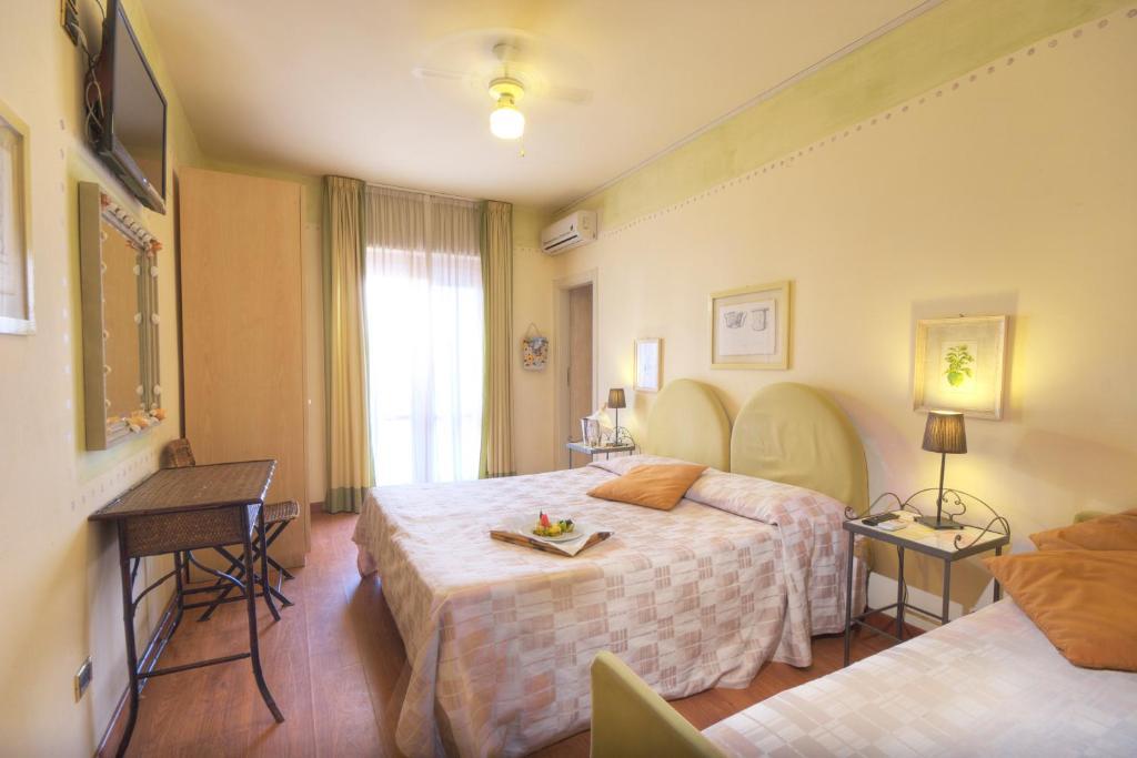סן בנדטו דל טרנטו Hotel Marconi חדר תמונה