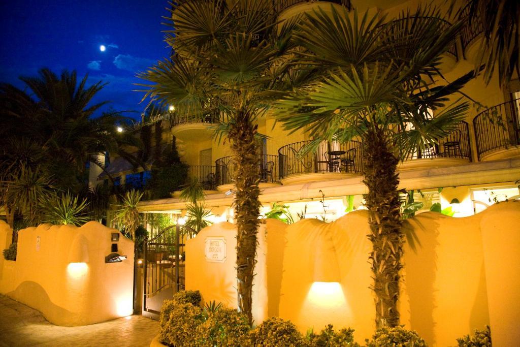 סן בנדטו דל טרנטו Hotel Marconi מראה חיצוני תמונה