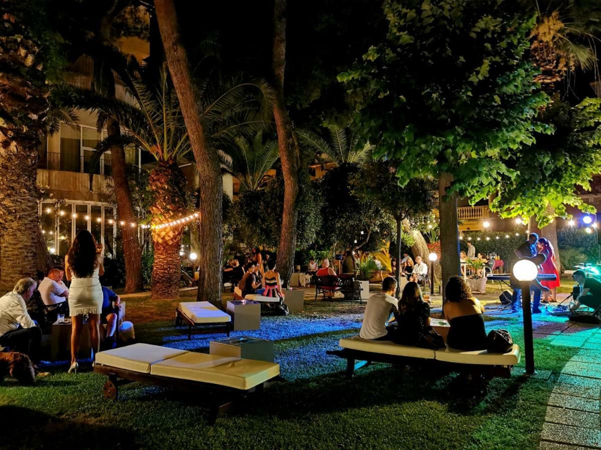 סן בנדטו דל טרנטו Hotel Marconi מראה חיצוני תמונה